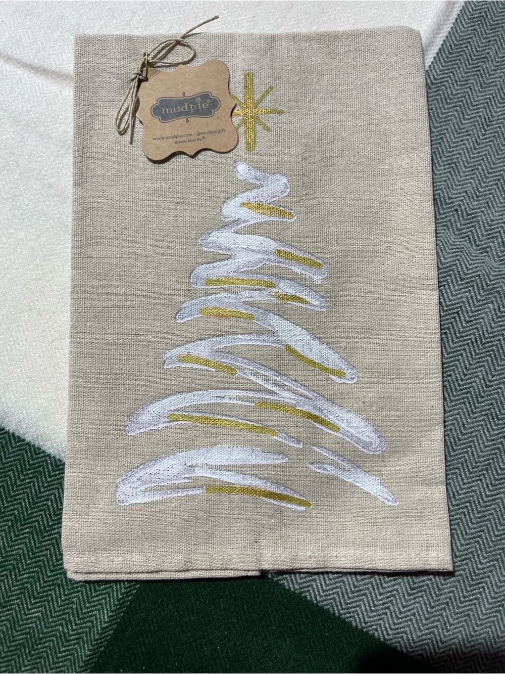 Mud Pie Christmas Tree Painted Linen Hand Towel